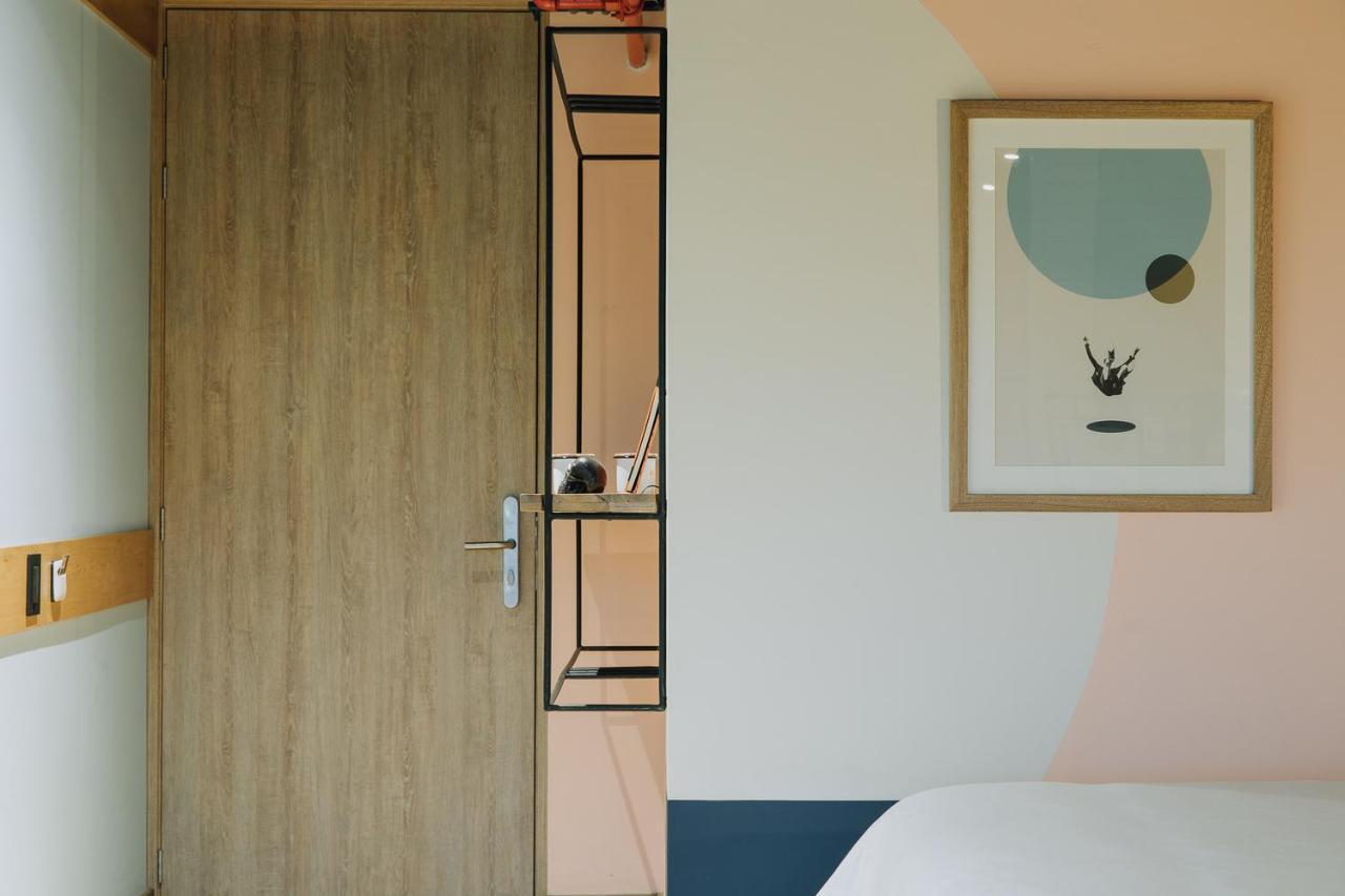 The Somos Beats Hotel & Rooftop Medellin Exterior photo