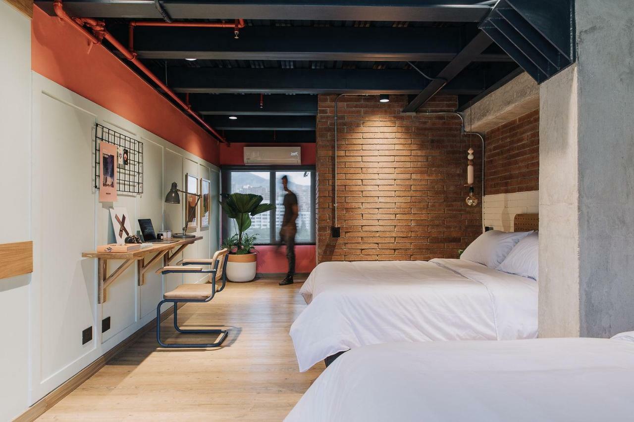 The Somos Beats Hotel & Rooftop Medellin Exterior photo